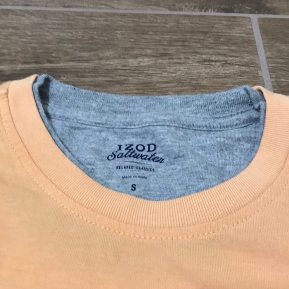 IZOD Men’s Shirt - Picture 3 of 3